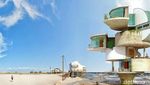 Rumah Tepi Pantai Ini Dibangun Tahan Badai