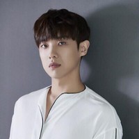 Sebelum menjalin hubungan dengan Jung Song Min, Lee Joon pernah memiliki skandal kencan dan dikabarkan berhubungan khusus dengan HyunA. Hingga akhirnya ia pun tak membenarkan kabar tersebut. Foto: Instagram