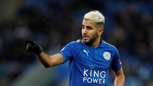 Membidik Ragam Fauna Papua dari Cagar Laut Teluk Cendrawasih