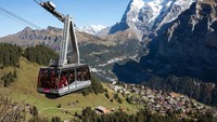 Mau mencoba bersantap dengan view yang cantik? Tentu bisa. Kalau mau coba wahana ekstrem ini, traveler bisa membelinya satu paket bersama Swiss Travel Pass. Harganya, mulai dari CHF 224.00 (Rp 3 jutaan) untuk masuk ke beberapa atraksi wisata di Swiss, termasuk di Thrill Walk (My Swiss Alps)