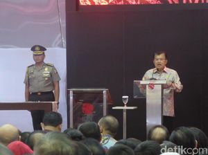 Buka Perdagangan Saham, JK Singgung Soal Ekonomi di Tahun Politik