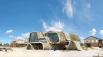 Rumah Tepi Pantai Ini Dibangun Tahan Badai