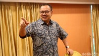 Sudirman Said menggelar jumpa pers di Hotel Ambhara Blok M, Jakarta Selatan, Selasa (2/1/2018).
