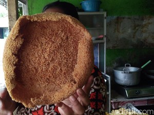 Main ke Cirebon, Jangan Lupa Bawa Oleh-oleh Intip yang Gurih Renyah!