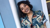 Video tersebut terserbar Oktober 2017. Meski begitu dirinya tetap tersenyum dan tetap menjalankan kegiatannya. Foto: Nadine Waworuntu (Desi/detikHOT)