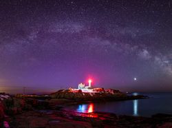 Pemandangan Galaksi Bima Sakti yang Bikin Takjub