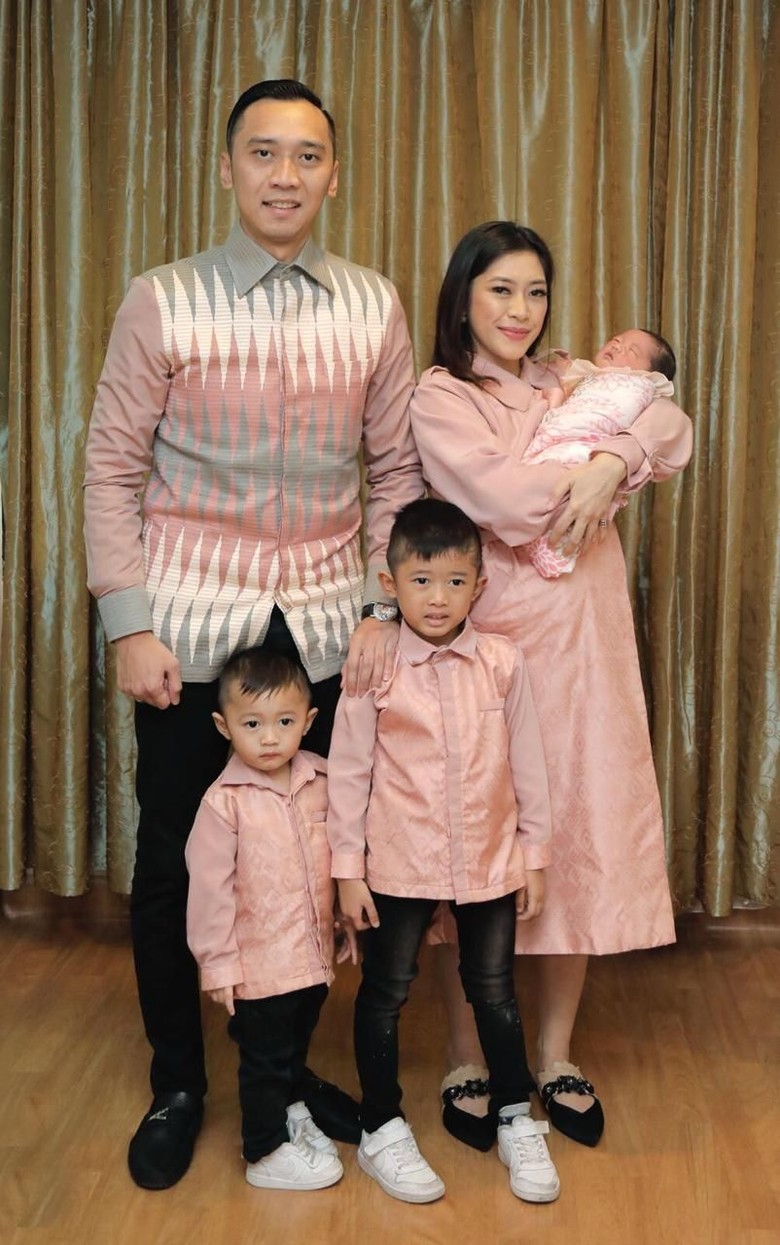 Bahagianya Ibas Yudhoyono dan Aliya Saat Cerita Kelahiran Anak Ketiga Bahagianya Ibas Yudhoyono dan Aliya Saat Cerita Kelahiran Anak Ketiga