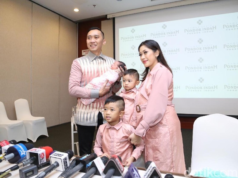 Dikaruniai Anak Ketiga, Ibas: Putri Saya Gempal, Seksi, dan Semok Dikaruniai Anak Ketiga, Ibas: Putri Saya Gempal, Seksi, dan Semok