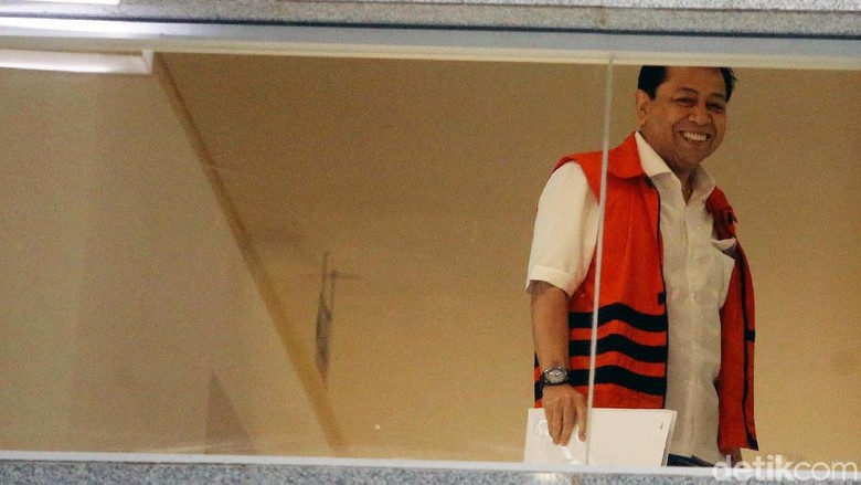 Kepuasan Setya Novanto Pasca Reshuffle Kabinet Jokowi Kepuasan Setya Novanto Pasca Reshuffle Kabinet Jokowi