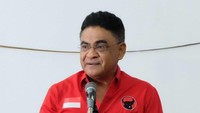 PDIP justru meminta Fadli pindah saja ke negara asal Putin, Rusia. FZ pindah ke Rusia saja, ujar Ketua DPP PDIP Andreas Hugo Pareira. (Foto: Dok. Facebook)