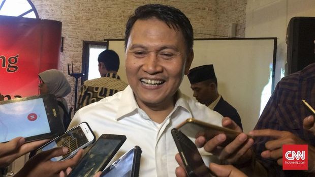 DPR Minta KPU Umumkan Data 440 Petugas KPPS yang Meninggal