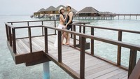 Di beberapa postingan di Instagram terlihat Dewi Persik membagikan momen kebersamaannya dengan suami tercinta, Angga Wijaya. Seperti yang satu ini. Foto: (dewiperssikreal/Instagram)