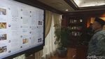 Foto: Gaya Fahri Hamzah yang Asyik Main Twitter di Layar Jumbo DPR
