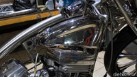 Motor racikan Dhika pun sempat memenangkan kontes modifikasi Kustomfest 2017.