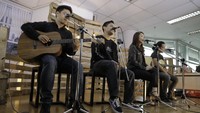 Selain lagu Remaja, di album Kereta Kencan juga terdapat lagu lainnya yang mereka sebut bernuansa lebih dewasa. Foto: Asep Syaifullah