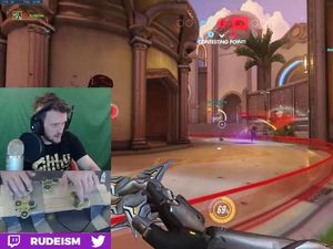 Gamer Ini Main Overwatch Pakai Fidget Spinner