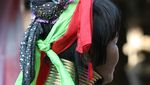 Foto: Gadis Berleher Panjang yang Dikunjungi Tamara Bleszynski