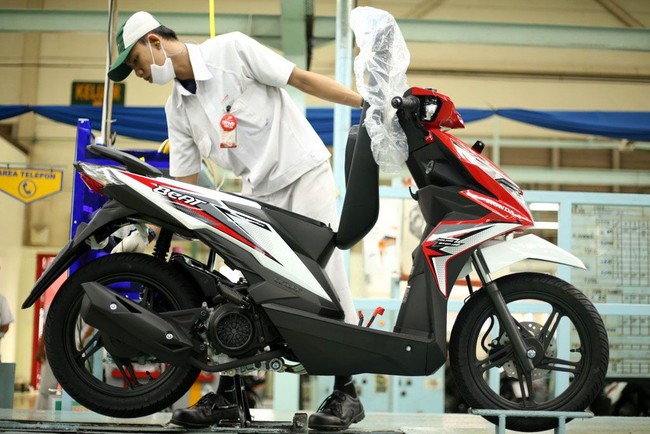 Berita Populer: Zhongtong Punya Dalaman Eropa? Yaris Bisa Parkir Sendiri