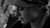 Ini lho cincin berlian sangat mahal yang membuat netizen heboh itu. Cincin berlian 20 karat itu dipesan Chris Zylka pada Michael Greene pada musim panas lalu. Foto: Instagram Paris Hilton
