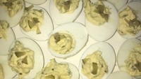 Aurel juga jago bikin deviled egg. Duh pinter masak ya! Foto: Instagram @aurelie.hermansyah