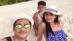 Foto Kemesraan Dewi Persik dan Angga Wijaya saat Liburan di Maldives