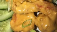 Udang telur asin jadi masakan yang siap menggoda netizen. Foto udang yang dipajang di instagram sukses bikin ngiler. Foto: Instagram @aurelie.hermansyah