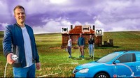 Menurutnya, tujuan dari perjalanannya yaitu untuk mengampanyekan pengembangan energi berkelanjutan. Melalui mobil listriknya, dia berharap agar pemerintah dan masyarakat mulai beralih untuk menggunakan energi yang lebih ramah lingkungan. Instagram/plugmeintravel.