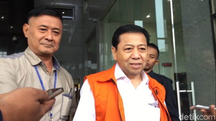 Usai Diperiksa KPK, Setya Novanto Tak Banyak Bicara