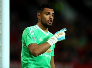 Sergio Romero Bakal Main Lawan Liverpool, Statistiknya Bagaimana?