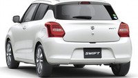 Platform Heartect baru membuat mobil di klaim lebih kuat namun bobotnya lebih ringan. Hingga saat ini belum nih Otolovers, Swift terbaru ini akan juga ikutan diluncurkan di Indonesia atau hanya di Thailand saja untuk pasar ASEAN. Foto: Pool (Paultan)