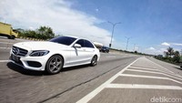 Mercy C200 AMG Line bisa berlari dari 0-100 km/jam dalam waktu 7,2 detik saja.