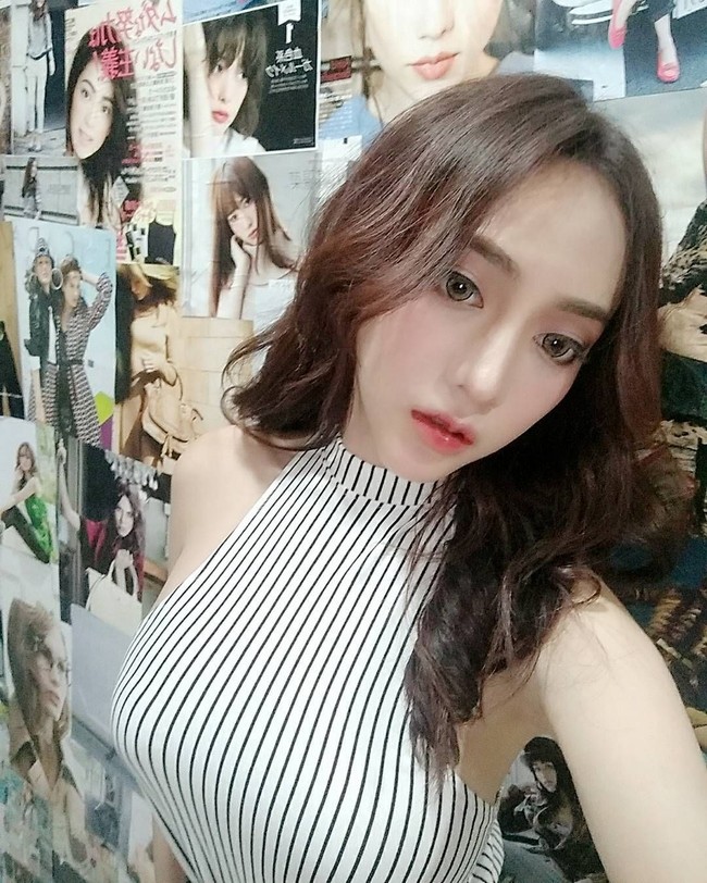 Ini Sosok Model Cantik yang Viral karena Kencan dengan Bocah 10 Tahun