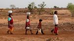 Foto: Pernikahan Unik Demi Air di India