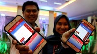 Dengan aplikasi ini, pelanggan cukup memasukan jumlah kontainer yang ingin dipesan, kemudian akan tampil jadwal kapal yang tersedia serta biaya yang dibutuhkan. Diakhir pesanan, aplikasi secara otomatis mengirimkan kode pemesanan (booking) ke email pemesan untuk selanjutnya tinggal melakukan pembayaran melalui ATM. Cepat, efisien, dan transparan. Keunggulan lain yang diberikan aplikasi ini adalah pemilik barang dapat mencari tahu (tracking) posisi barangnya.