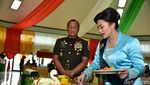 Foto-foto Terbaru Bella Saphira dan Sang Suami Mayjen Agus