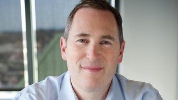 10. Andrew Jassy, ia membantu Amazon Web Service (AWS) dalam mengelola bisnis senilai USD 14 Miliar (Rp 188 Triliun), yang membantu pertumbuhan saham Amazon. (Foto: Internet)