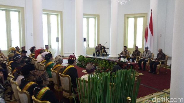 Pemerintah akan Tampung Masukan Para Raja Nusantara