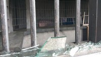Belum diketahui sumber dan pemicu kerusuhan.