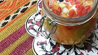 Fruit punch dengan isian aneka buah ini terlihat sangat menyegarkan. Duh jadi pengen nih! Foto: Instagram Andien Aisyah