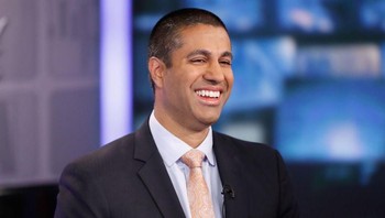 11. Ajit Pai, sosok yang ingin menghentikan kebijakan net neutrality, penyetaraan konten hingga kecepatan internet bagi seluruh user, yang digagas oleh Barrack Obama. (Foto: Internet)