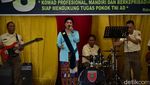 Foto-foto Terbaru Bella Saphira dan Sang Suami Mayjen Agus
