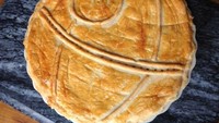 Bernama Star Wars Pie, kue pie bertutup ini dibuat dengan isian gurih enak. Cocok dijadikan camilan atau makanan spesial penggemar film Star Wars. Foto: Istimewa