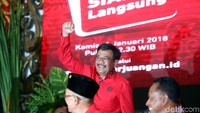 Djarot Saiful Hidayat akhirnya resmi diusung PDI Perjuangan menjadi bakal calon Gubernur Sumatera Utara (Sumut). Nama Djarot diumumkan langsung Ketum PDIP Megawati Soekarnoputri.