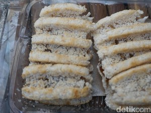 Jajan Kue Rangi yang Gurih Manis di Kawasan Ragunan