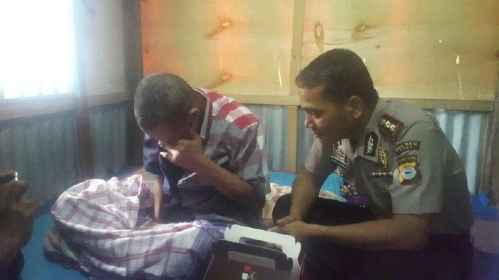 Lumpuh dan Buta, Kakek Ini Hidup Sebatang Kara di Gubuk Reyot