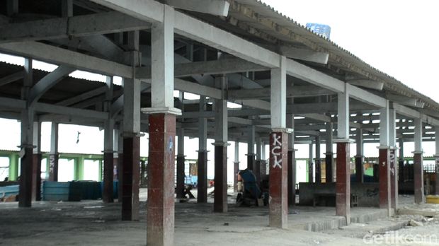 Nelayan Cantrang Tak Melaut, Pelabuhan Tasikagung Rembang Lumpuh Total