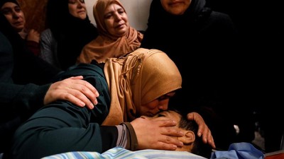 Duka Keluarga Remaja Palestina yang Tewas Ditembak Tentara Israel