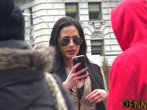 Percobaan Sosial Ini Buktikan Pria Hanya Tertarik dengan Fisik Wanita