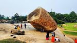 Foto: Batu Melawan Gravitasi di India