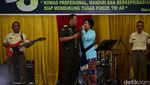 Foto-foto Terbaru Bella Saphira dan Sang Suami Mayjen Agus